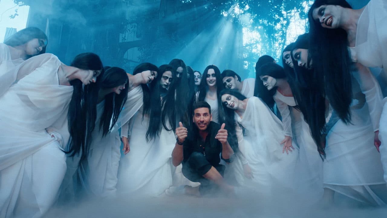 Bhooth Bangla Movie Review: A Spooky or Silly Ride? still 3