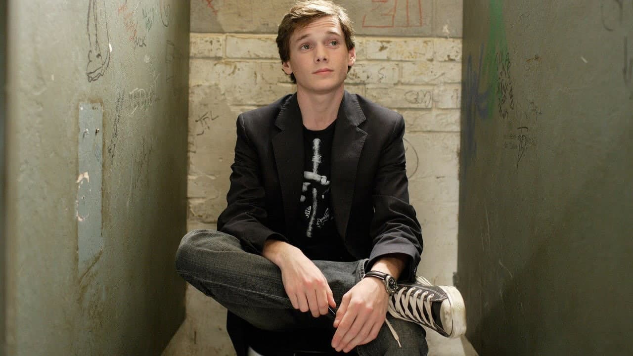 Charlie Bartlett still 7