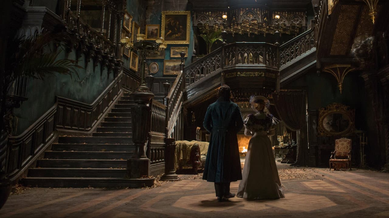 Crimson Peak still 5