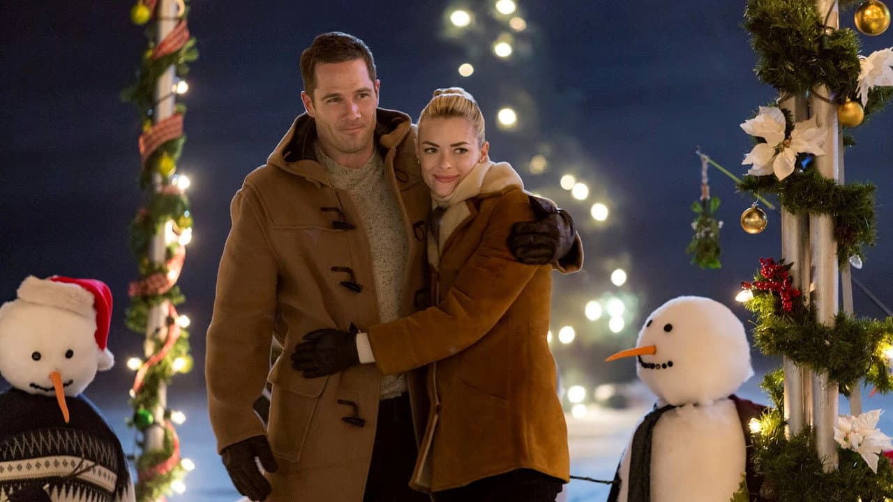The Mistletoe Promise still 4
