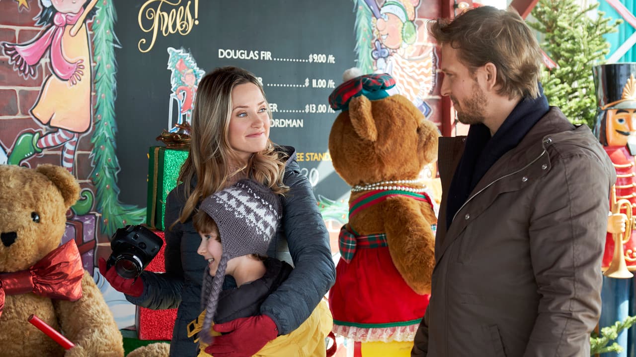 Picture a Perfect Christmas still 4