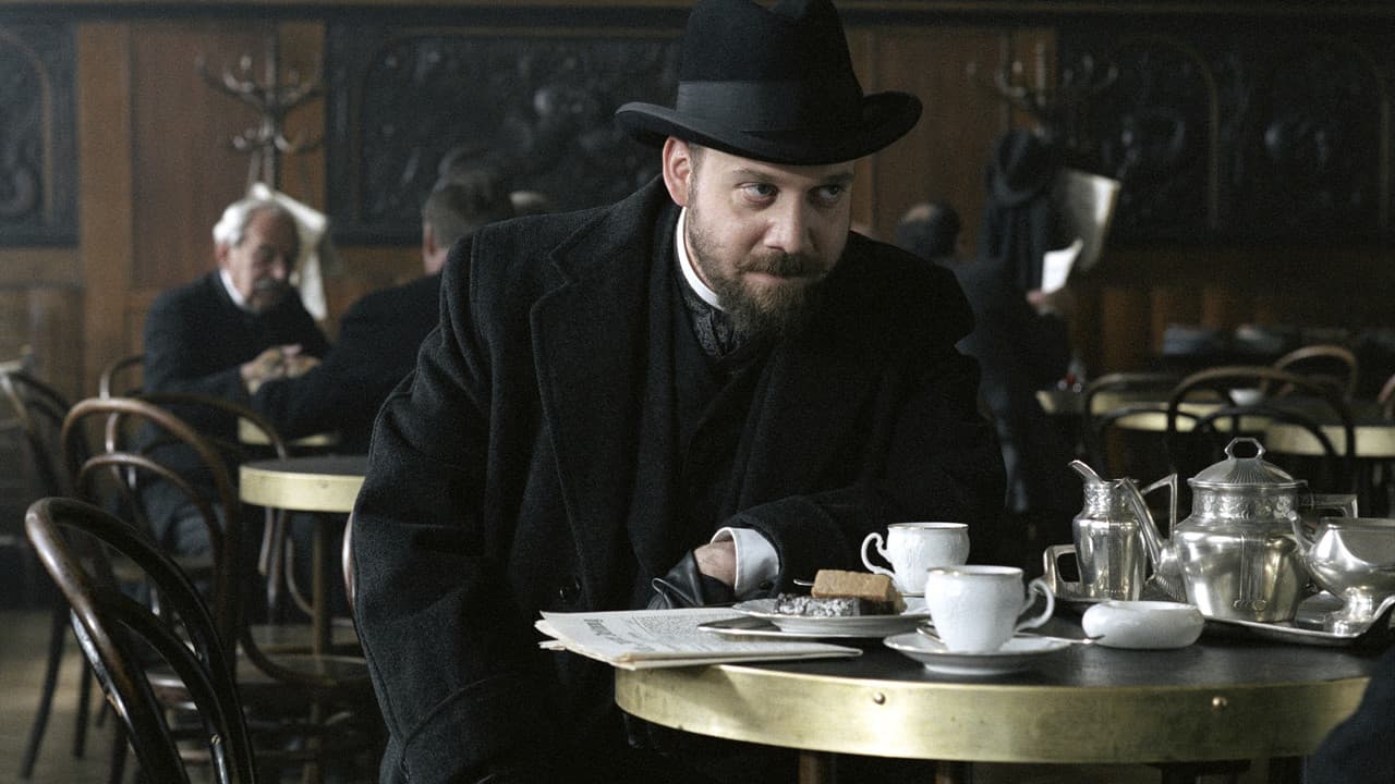 The Illusionist still 8