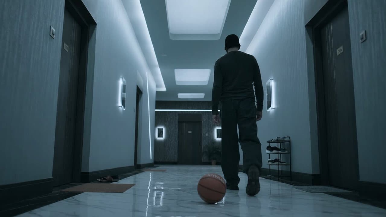 Haiwaan Review: Akshay vs Saif in Priyadarshan Thriller still 2