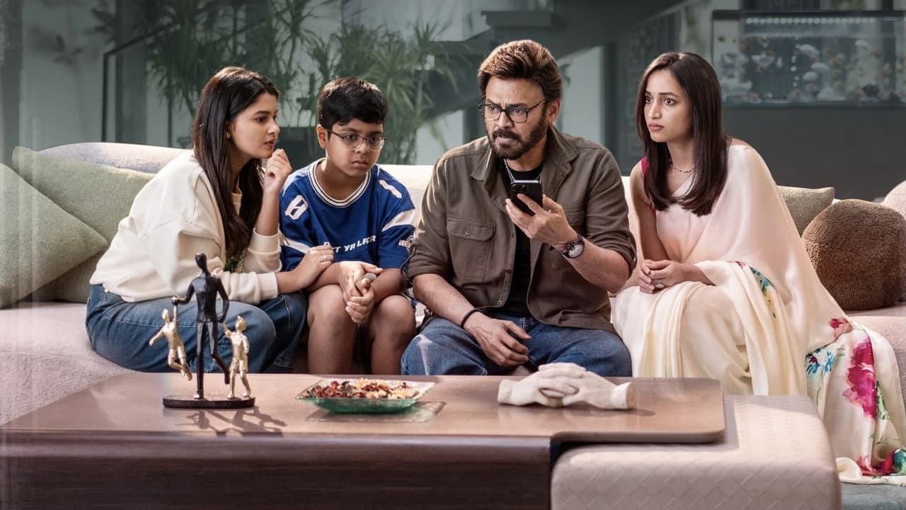 Aadarsha Kutumbam still 1