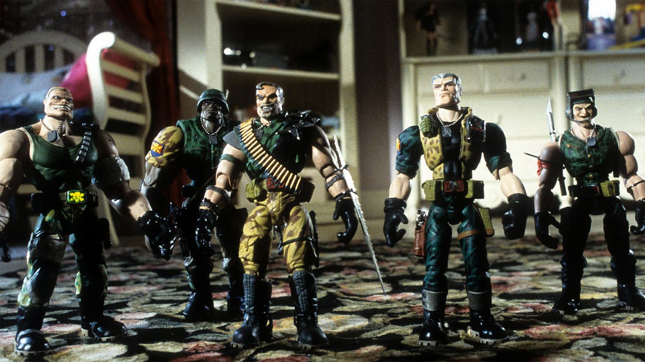 Small Soldiers still 7